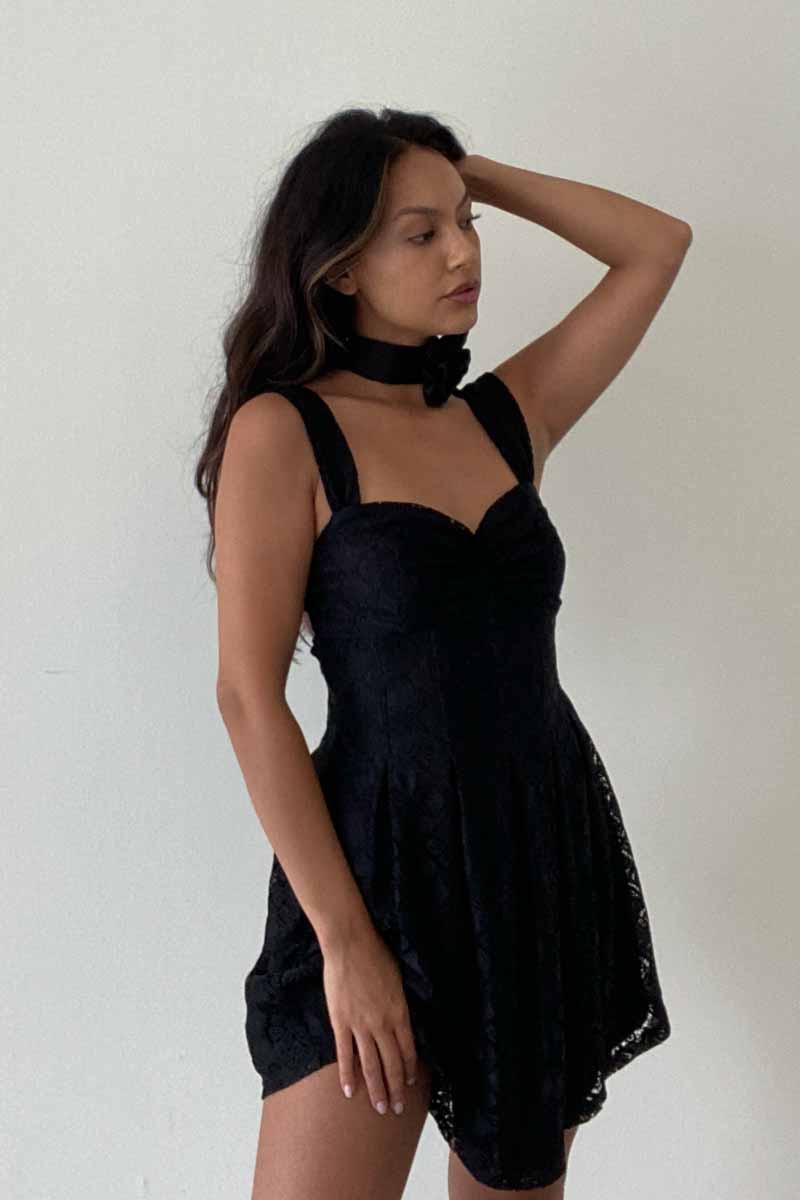 KylenLaceCorsetDress-Black5